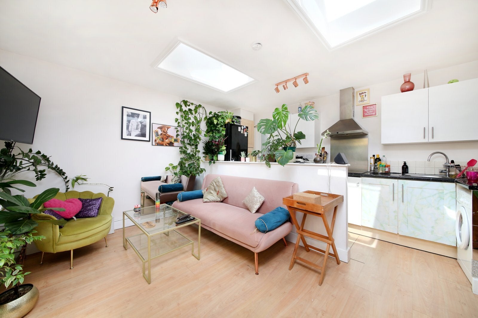 Flat Upper Richmond Road West in Greater London