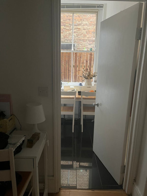 Room Hillyard Street in Greater London