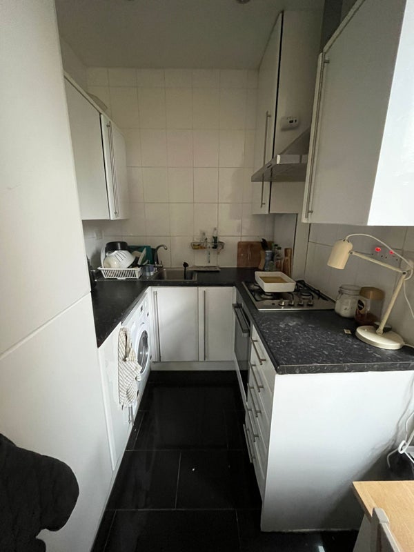 Room Hillyard Street in Greater London