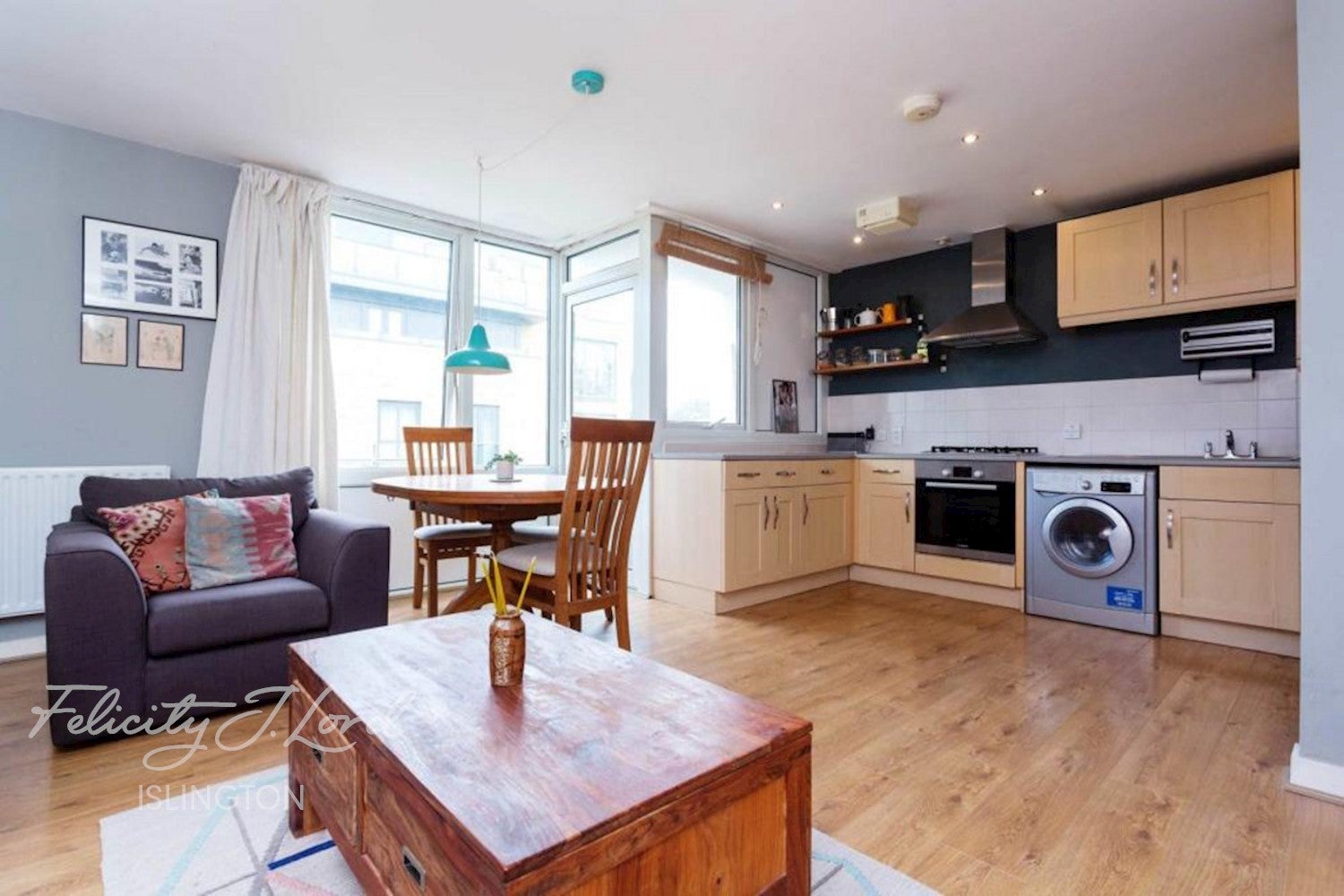 Flat Rufford Street in Greater London