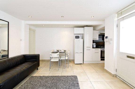 Flat Molyneux Street in City of Westminster