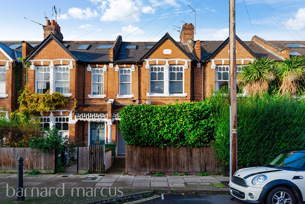 Flat Adelaide Grove in Greater London