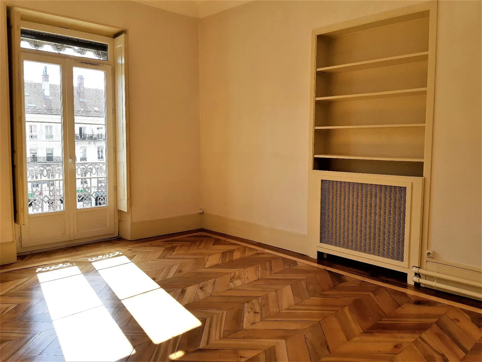 Flat Place Vaucanson in Grenoble