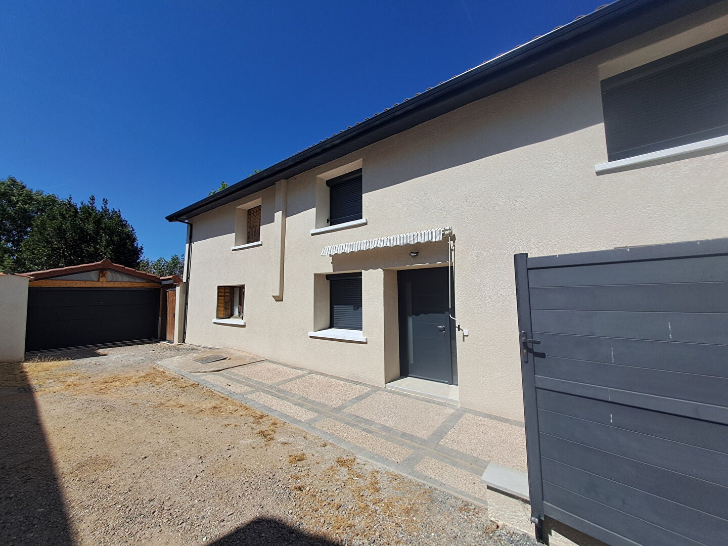 House Rue des Bleuets in Chaponost