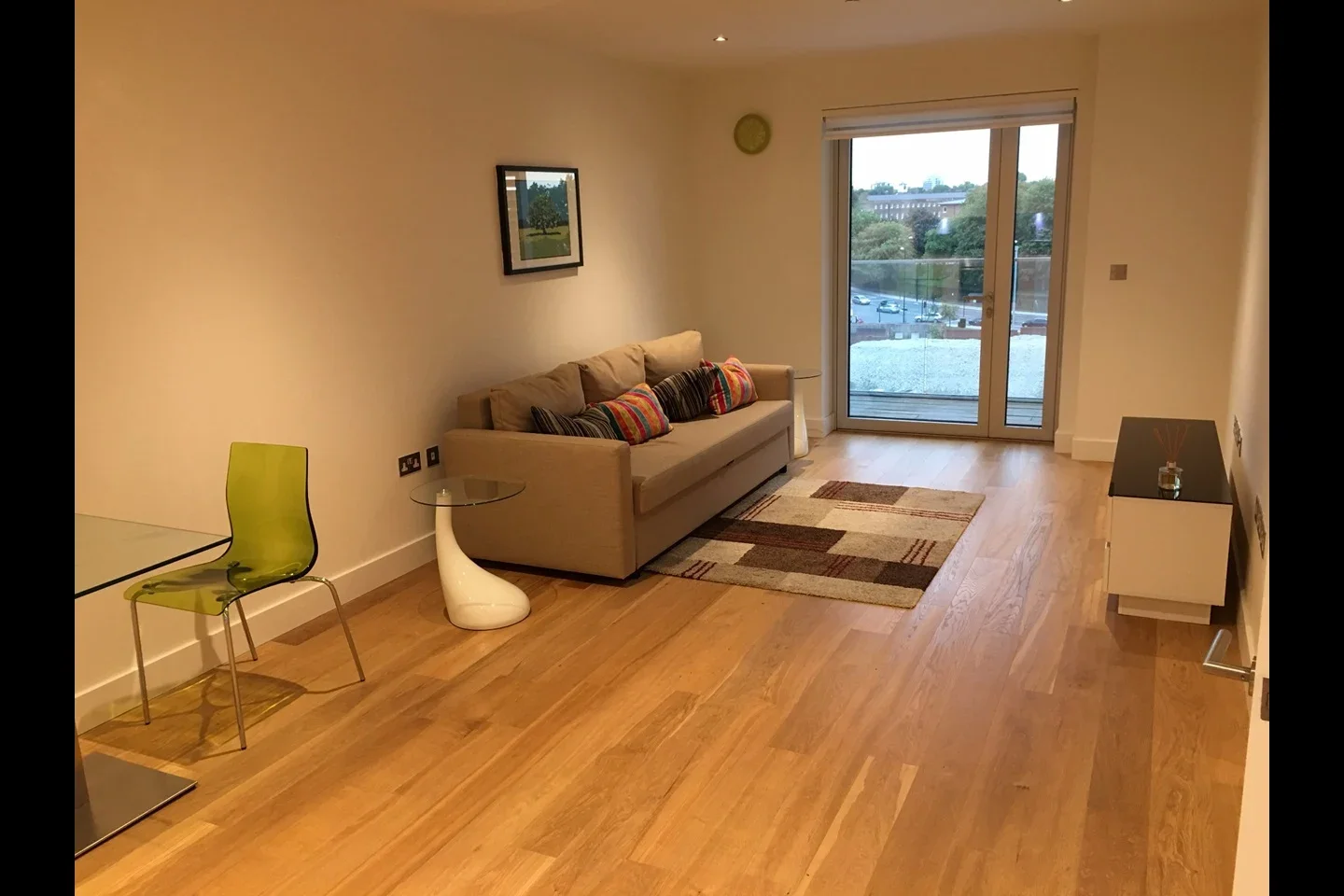 Flat Love Lane in Greater London