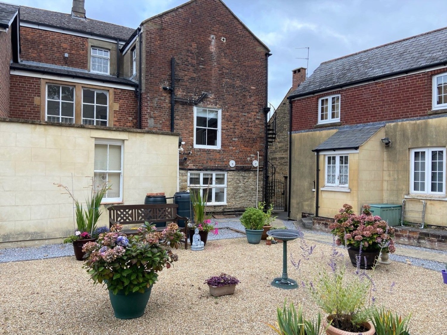 Flat Hendford in Yeovil