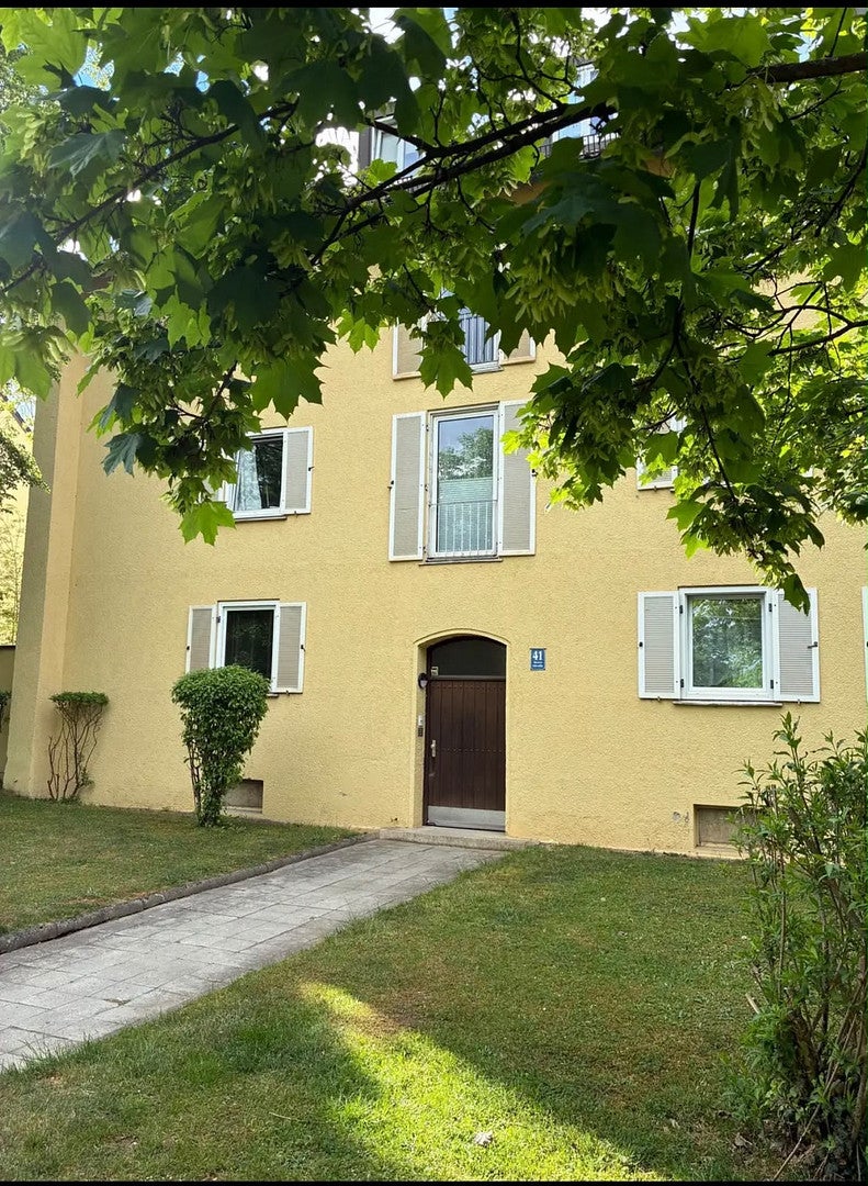 Wohnung Einhornallee in München