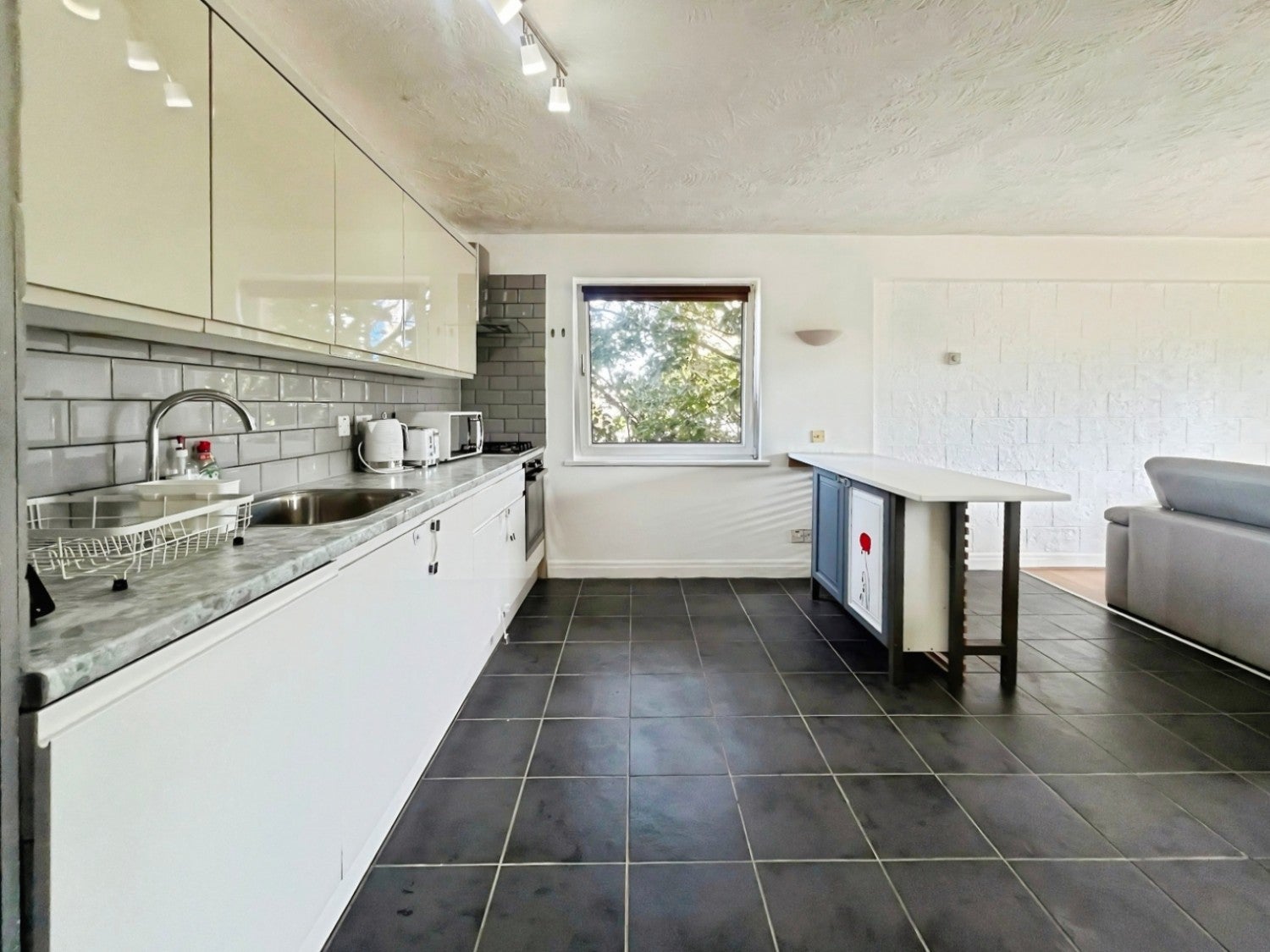 House Wheatlands in Greater London