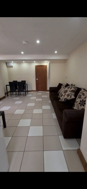Room Arabella Street in Cardiff
