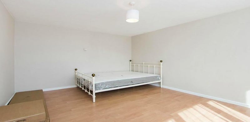 Room Lucey Road in Greater London