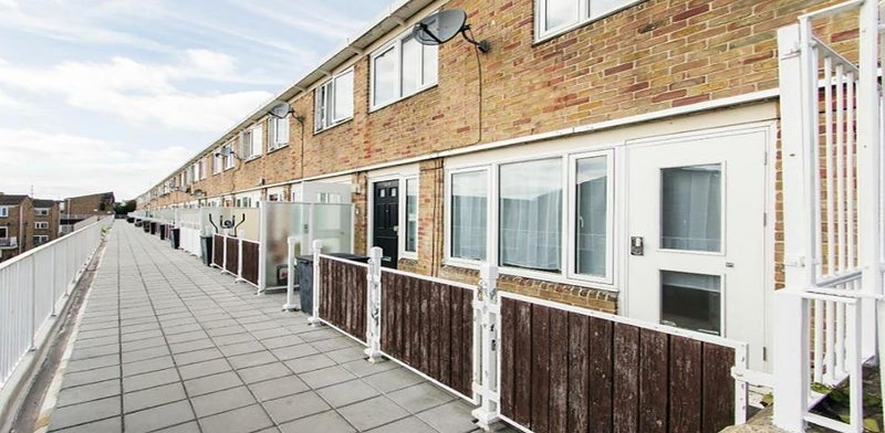 Room Lucey Road in Greater London