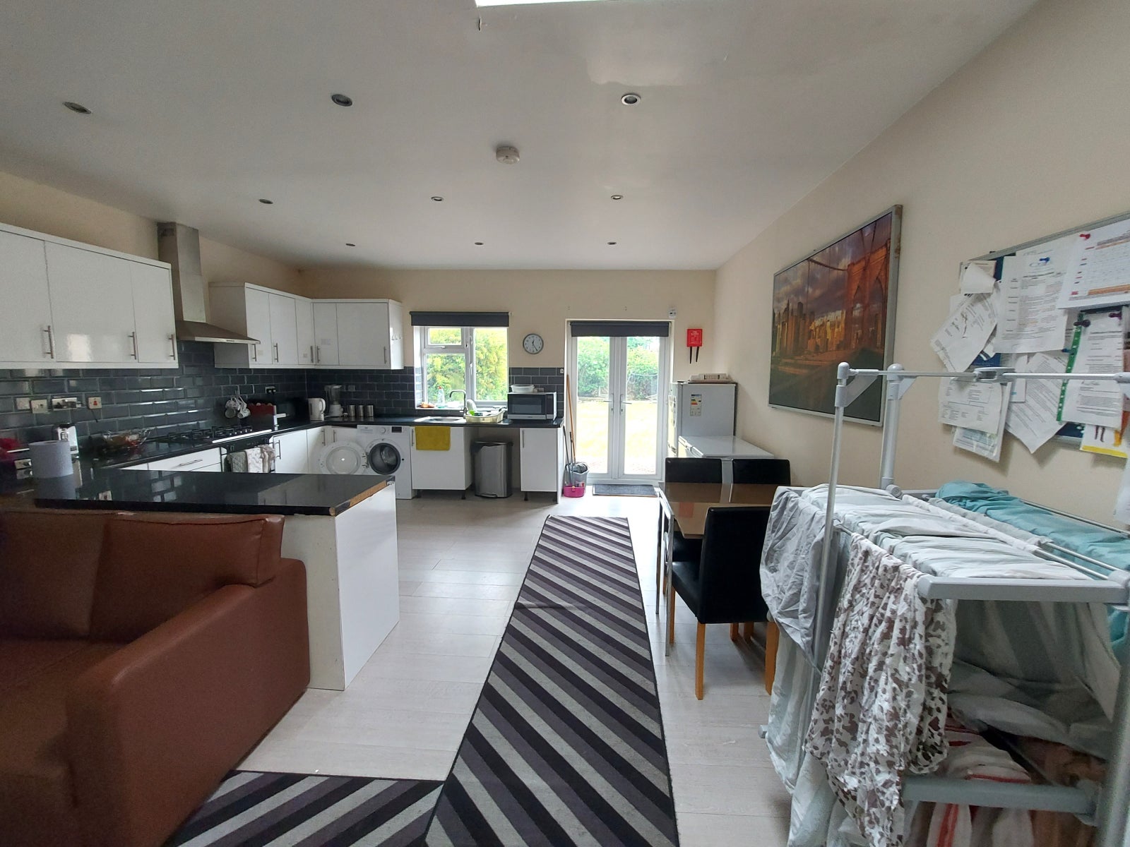 House Primrose Avenue in Greater London