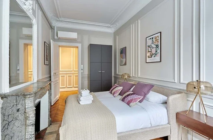 Flat Rue de Courcelles in Paris