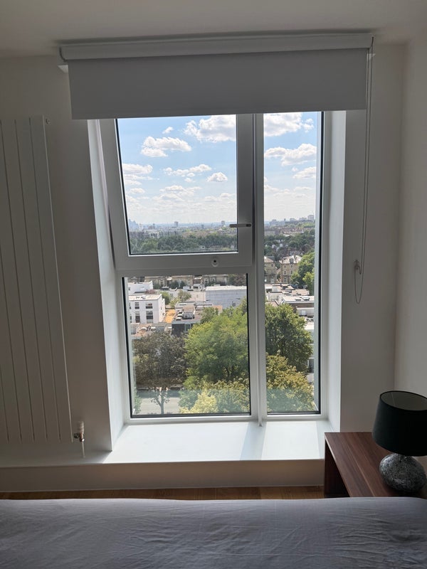 Room Adelaide Road in Greater London