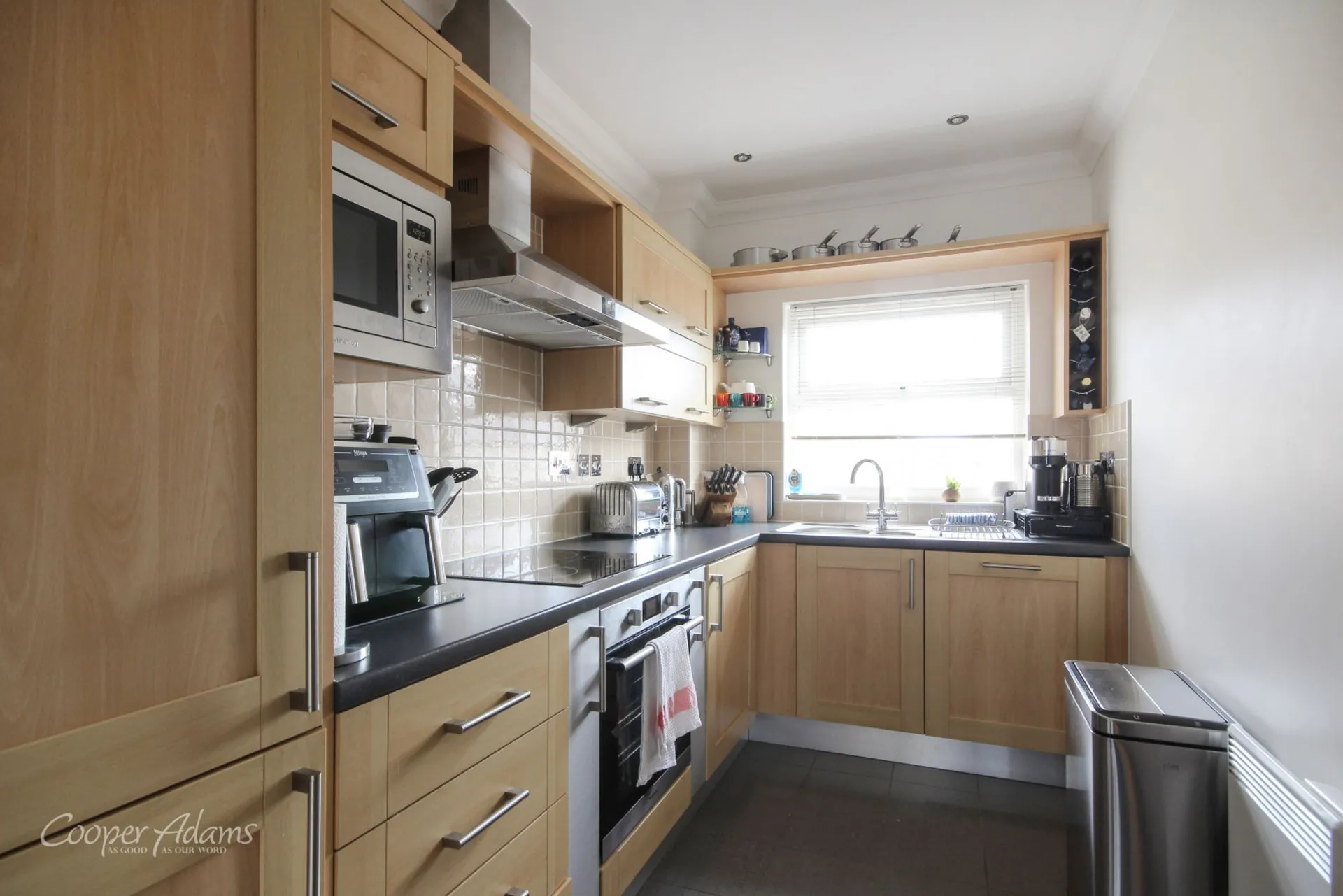 Flat Harsfold Close in Arun