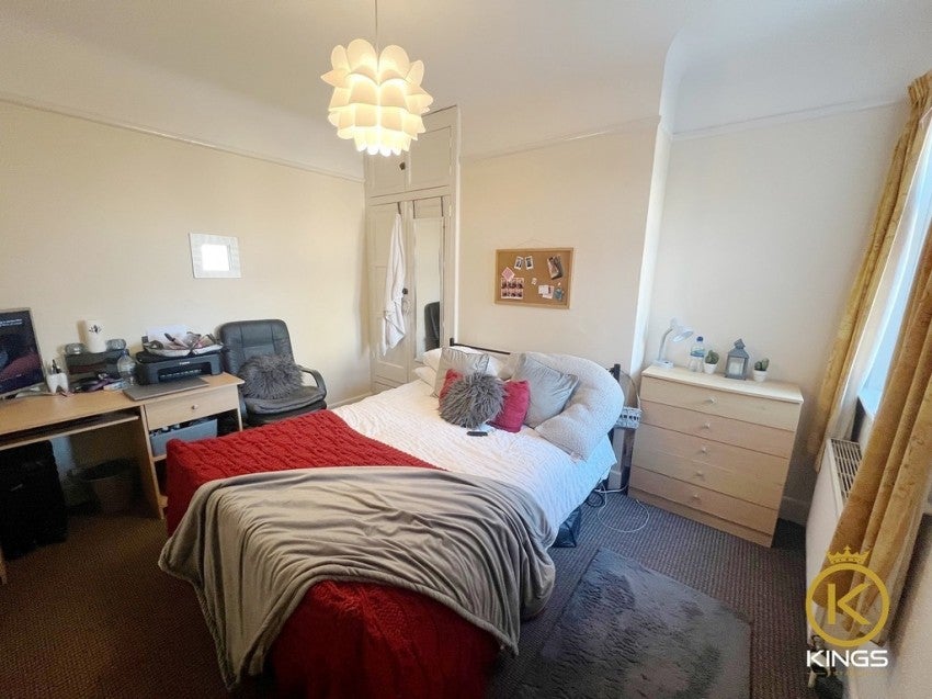 Room Pains Road in Portsmouth