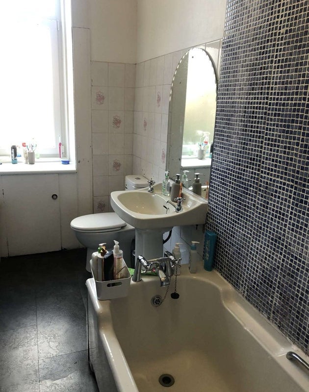 Room Byres Road in Glasgow