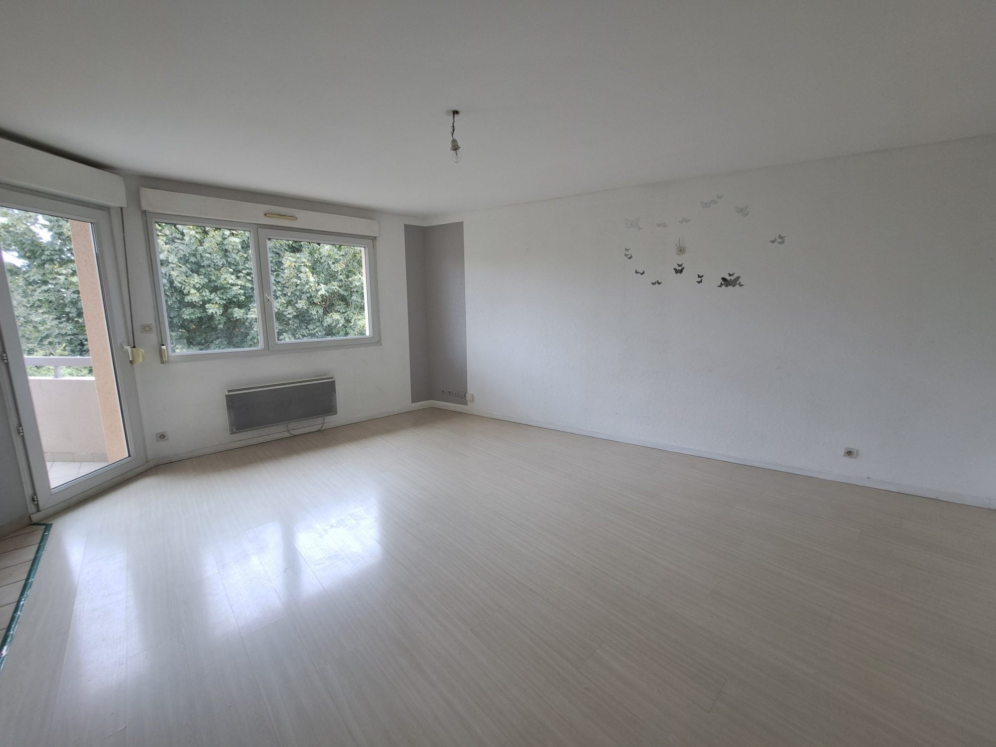 Flat Rue René Brut in Beaumont