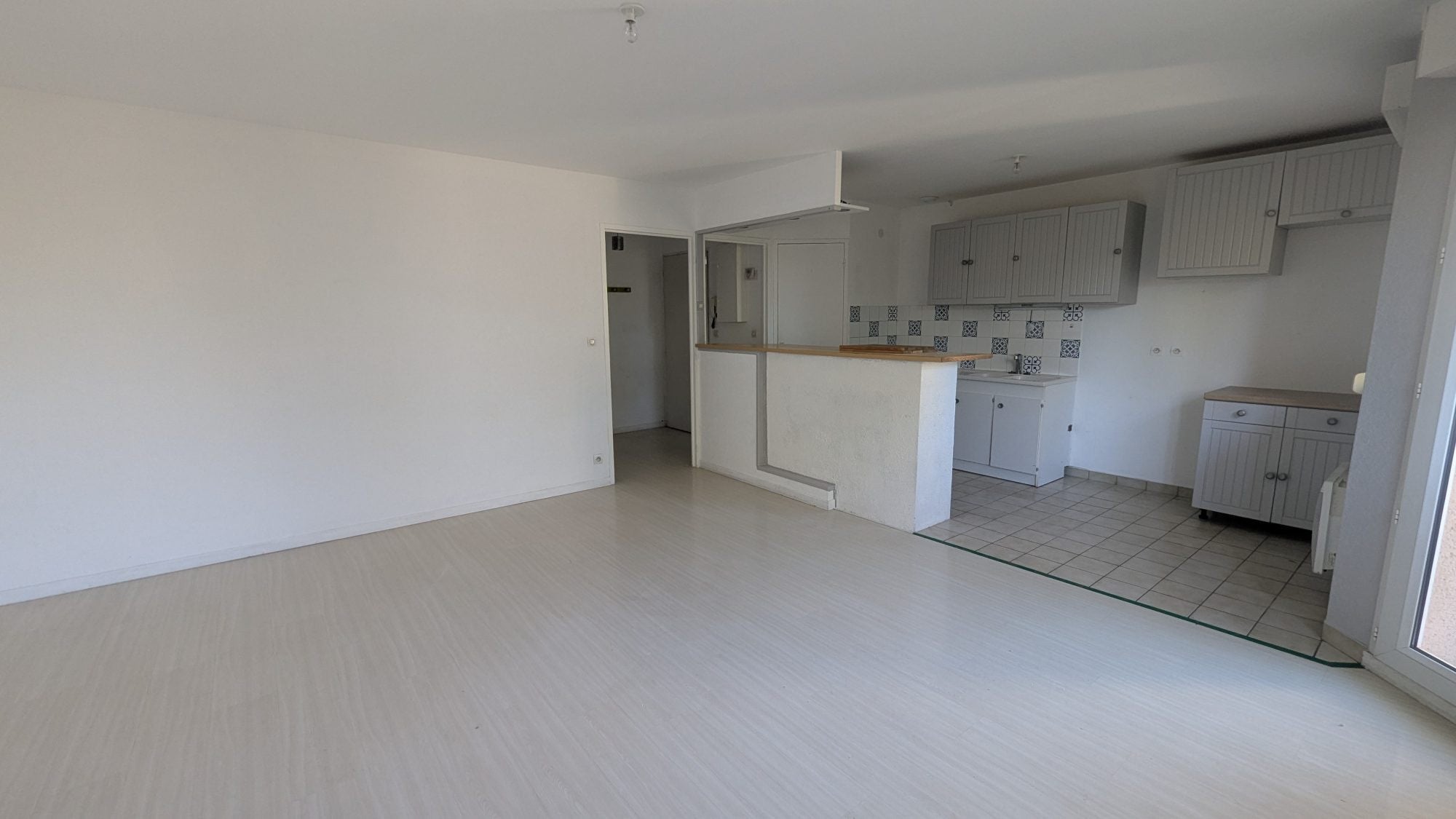 Flat Rue René Brut in Beaumont