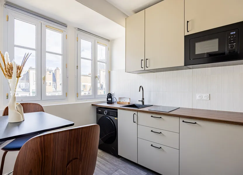 Chambre Rue Pierre Cherest à Neuilly-sur-Seine