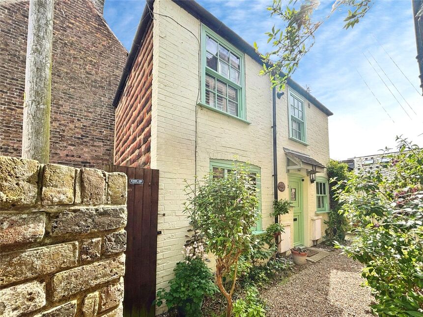 House George Alley in Deal