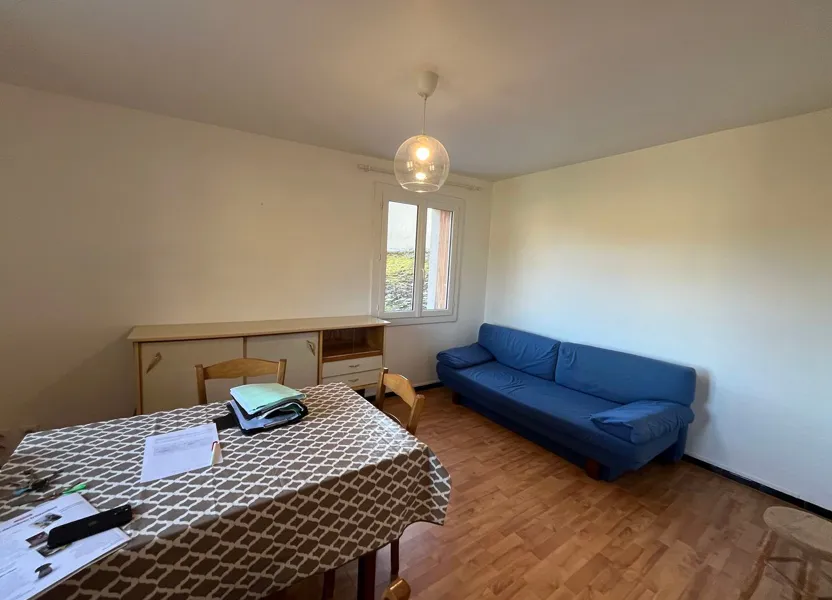 Appartement Route du Pont Rouge à Saint-Étienne-du-Valdonnez