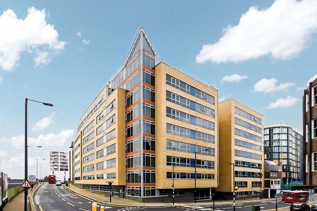 Flat College Road in Greater London