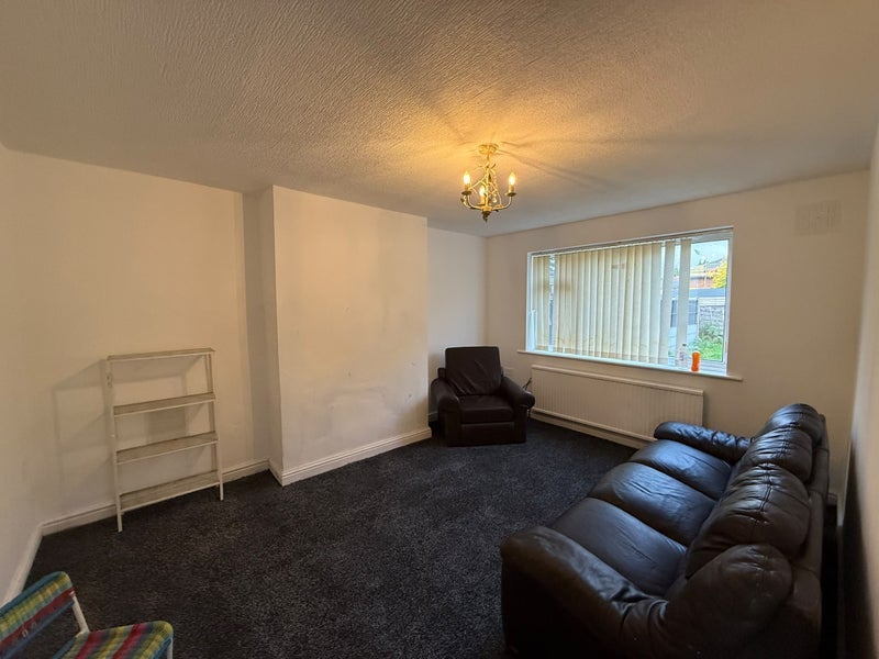Room Westdean Crescent in Manchester
