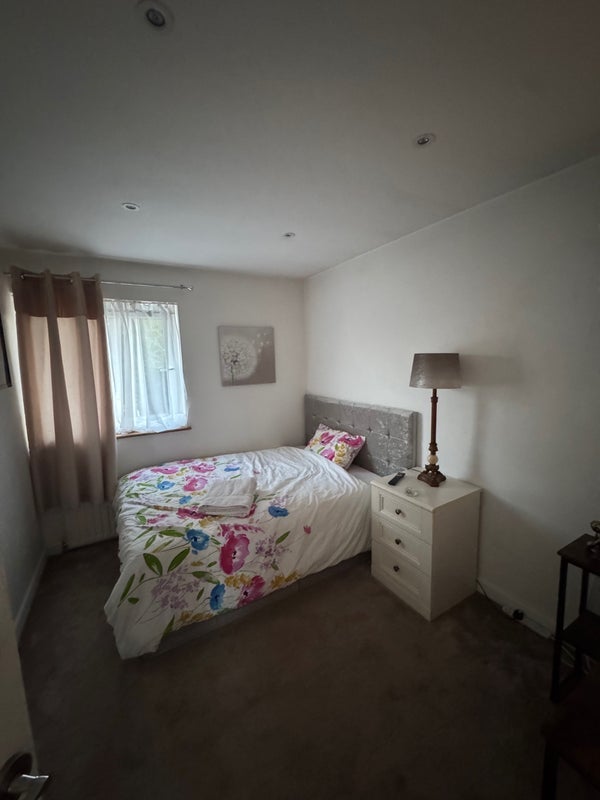 Room Blaise Close in Nottingham