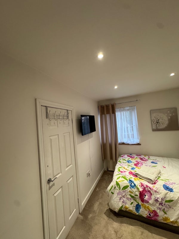 Room Blaise Close in Nottingham