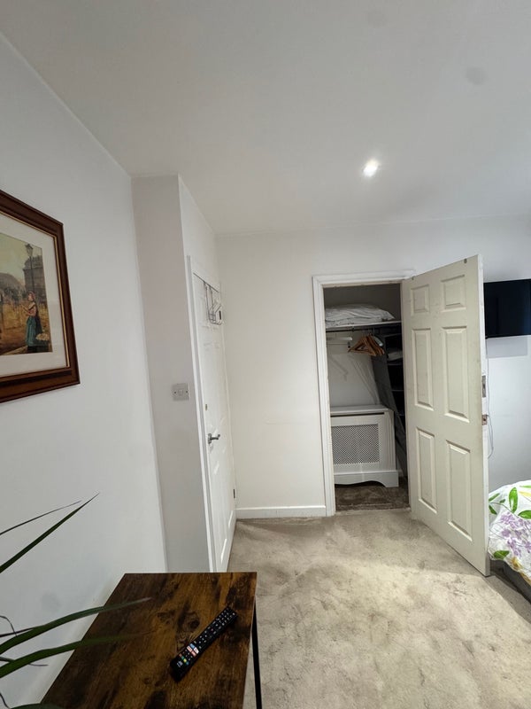 Room Blaise Close in Nottingham