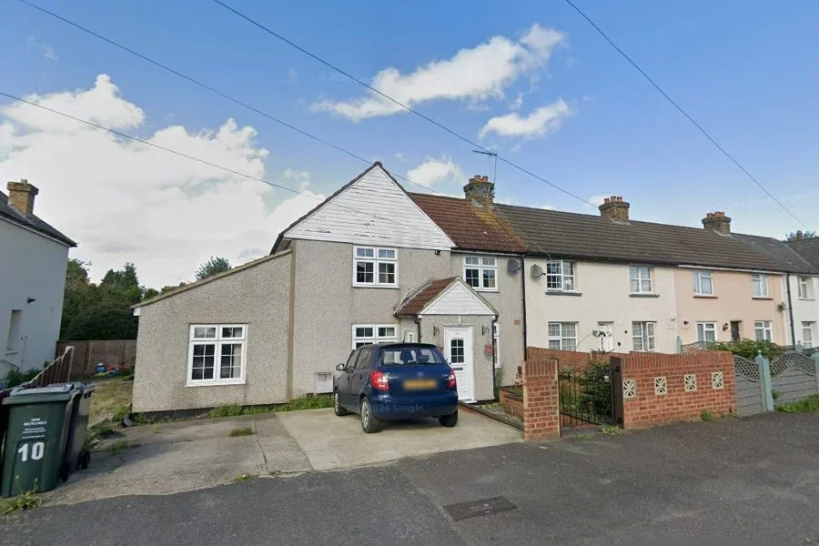 House Maple Road in Dartford