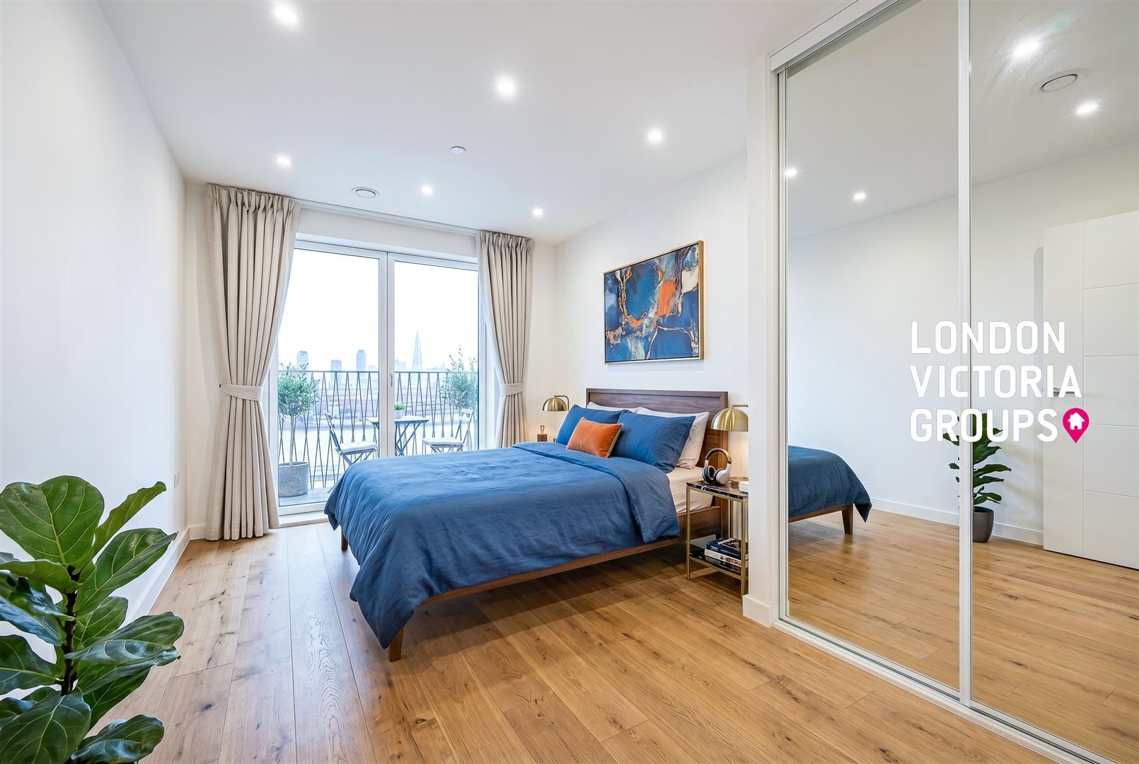 Flat Penny Brookes Street in Greater London
