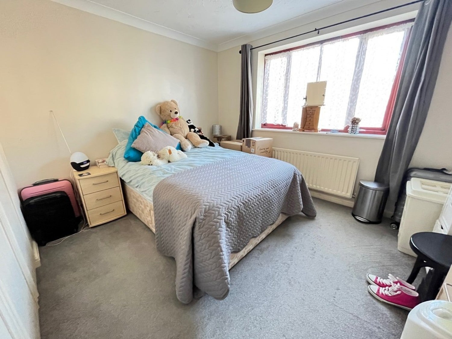 Flat Ladbroke Grove in Reigate and Banstead