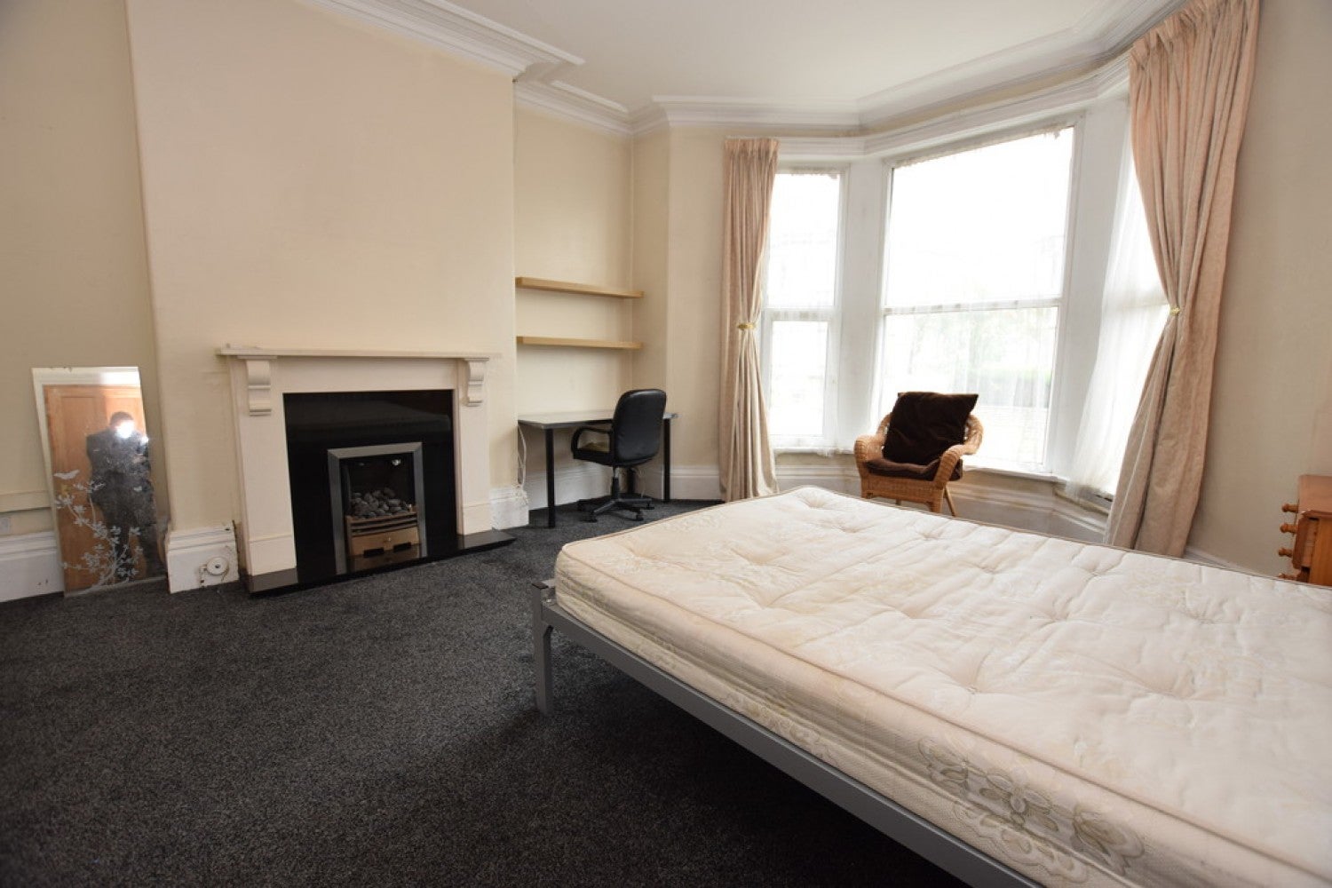 Flat Mountjoy Road in Kirklees