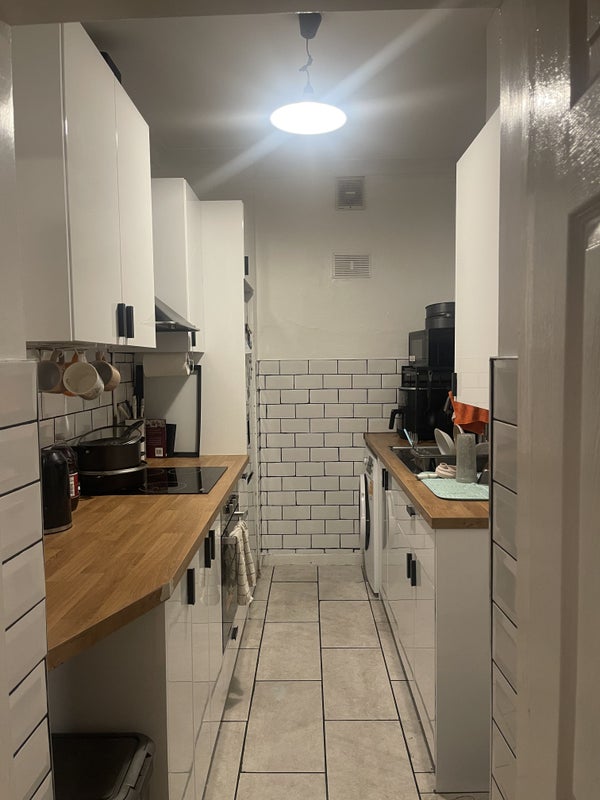 Room Enderley Street in Newcastle-under-Lyme