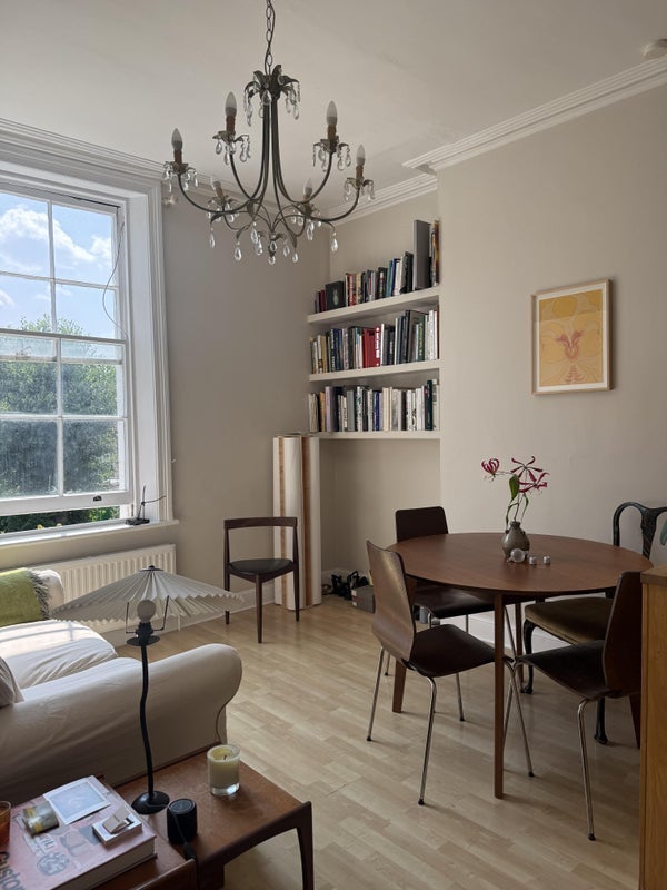 Room King Henry's Road in Greater London