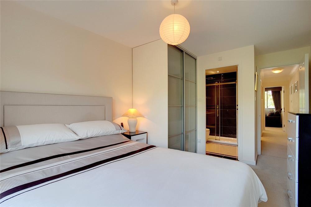 Flat Gloucester Square in City of Westminster