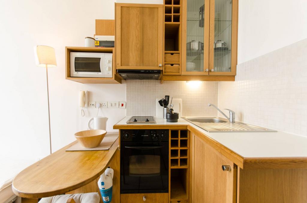 Flat Fairholme Road in Greater London