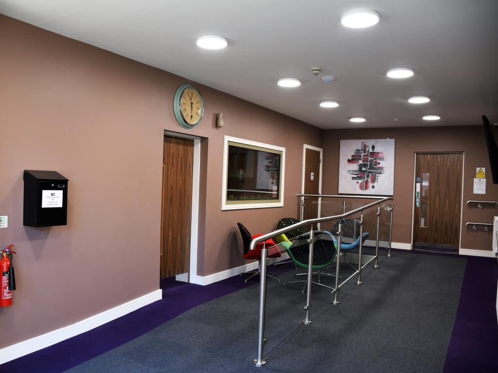 Room Pembroke Place in Liverpool