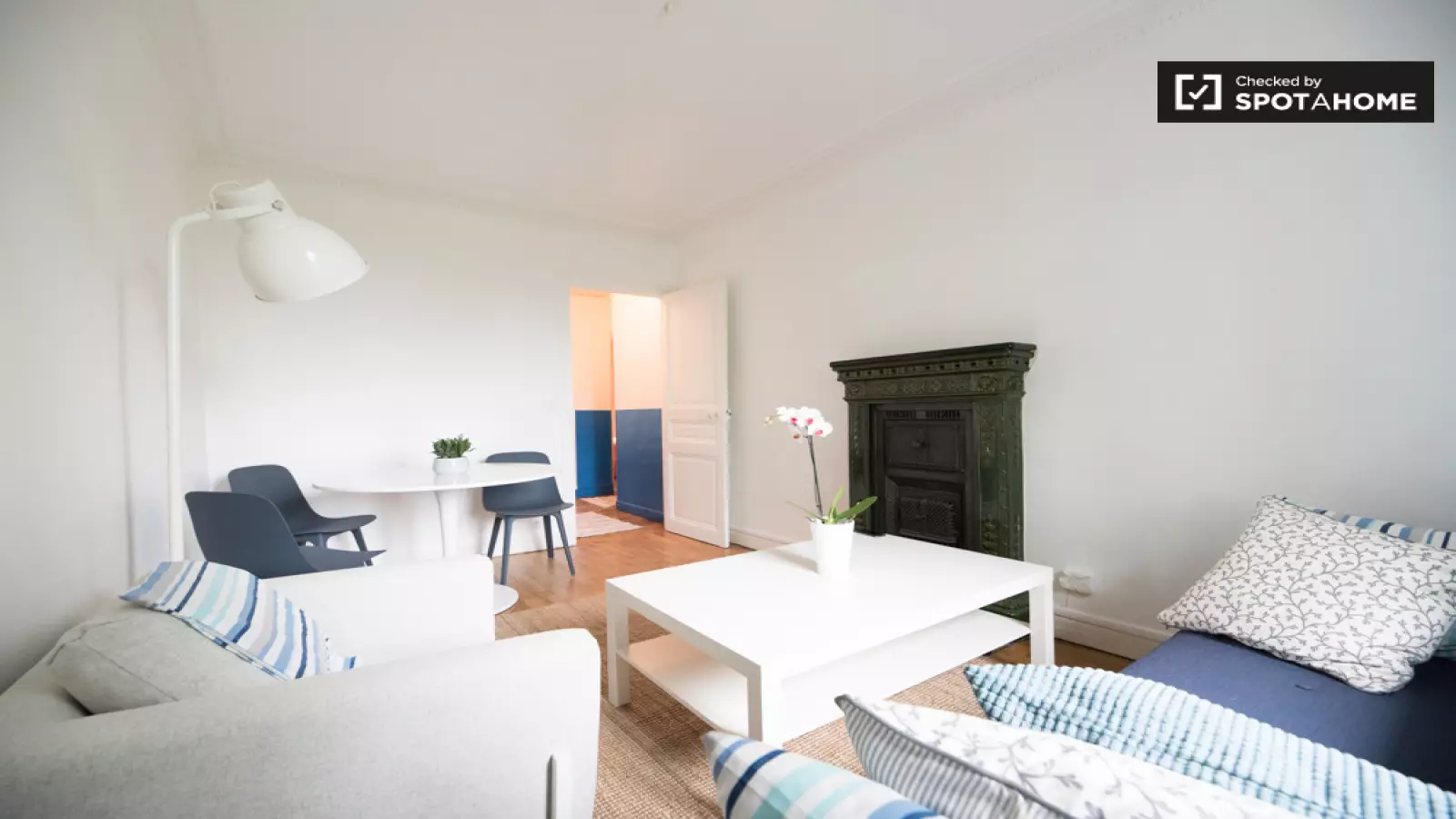 Appartement Rue Saint-Charles à Paris