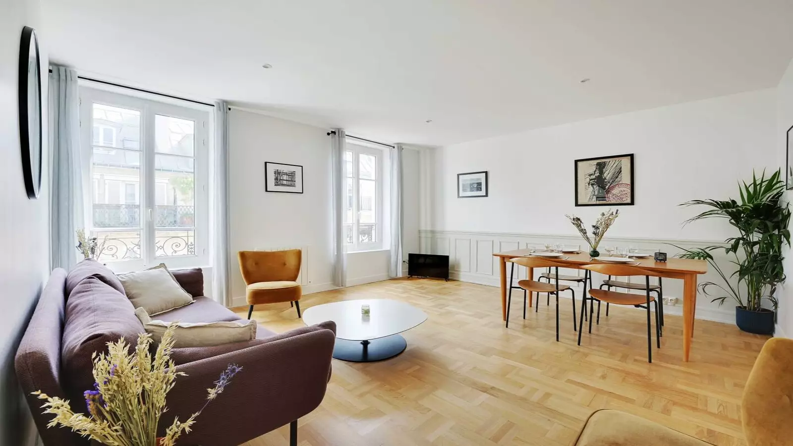 Flat Rue des Moines in Paris
