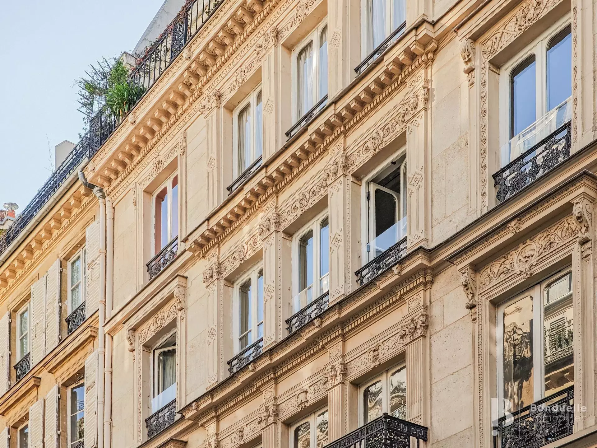 Flat Rue de Fleurus in Paris
