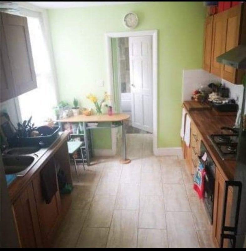 Room Napier Road in Greater London