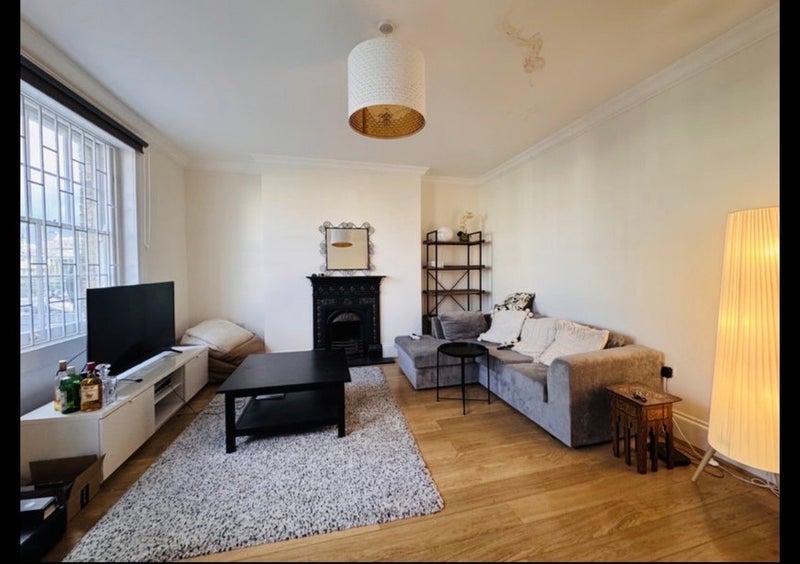 Room Edgeley Lane in Greater London