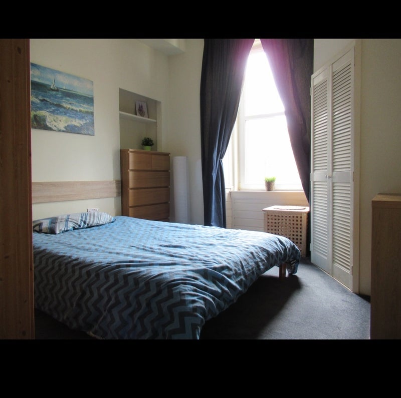 Room Lower Granton Road in City of Edinburgh