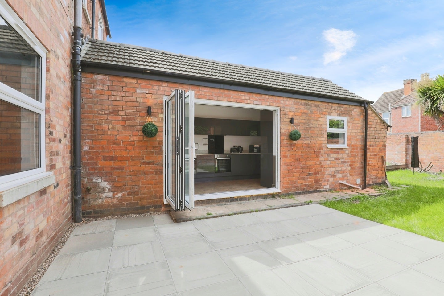 Room Bromyard Road in Worcester