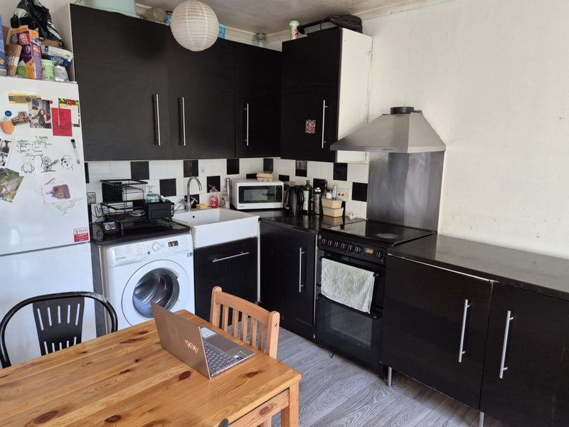 Room Weymouth Terrace in Greater London