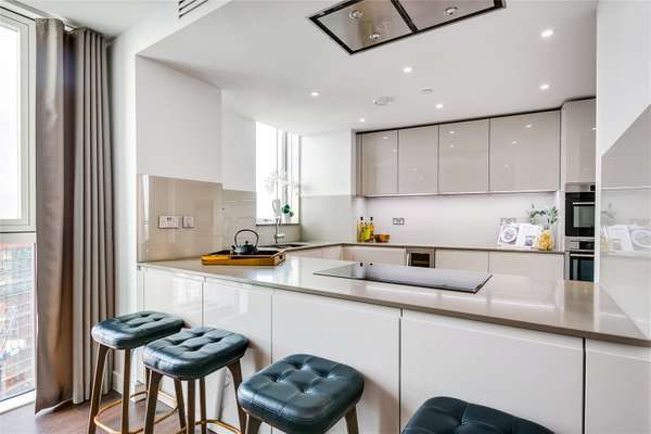 Flat Hebden Place in Greater London