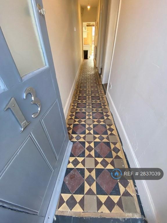 House Widden Street in Gloucester